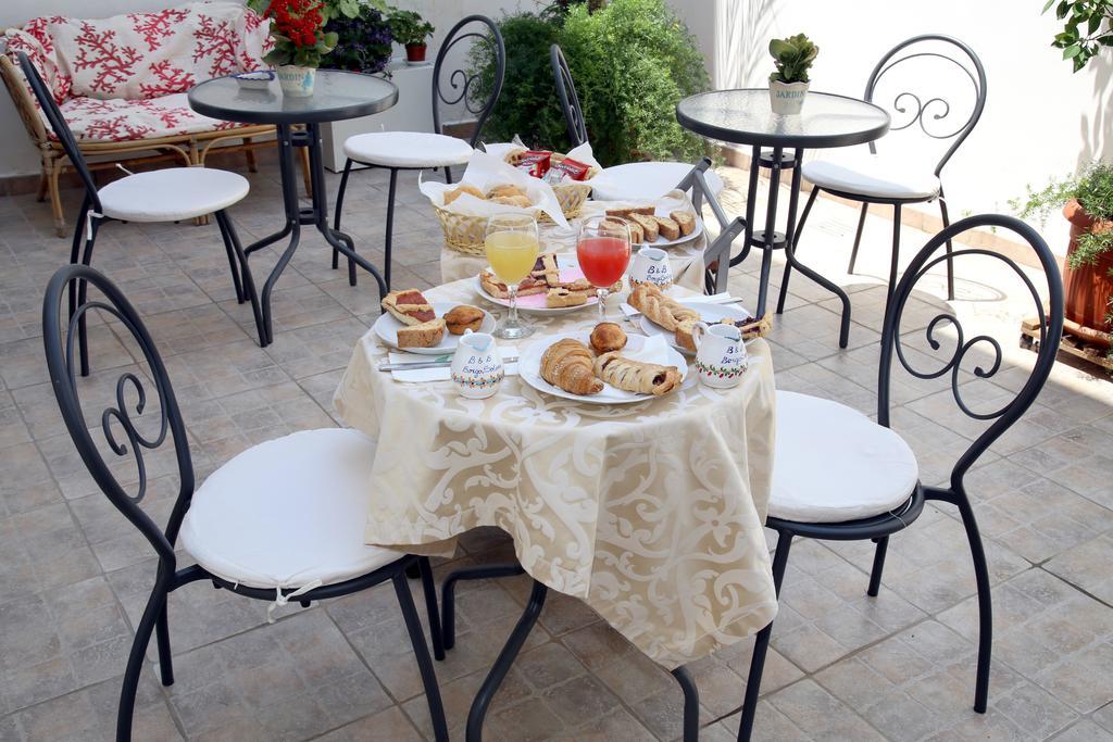 B&B Borgosolare Specchia Luaran gambar